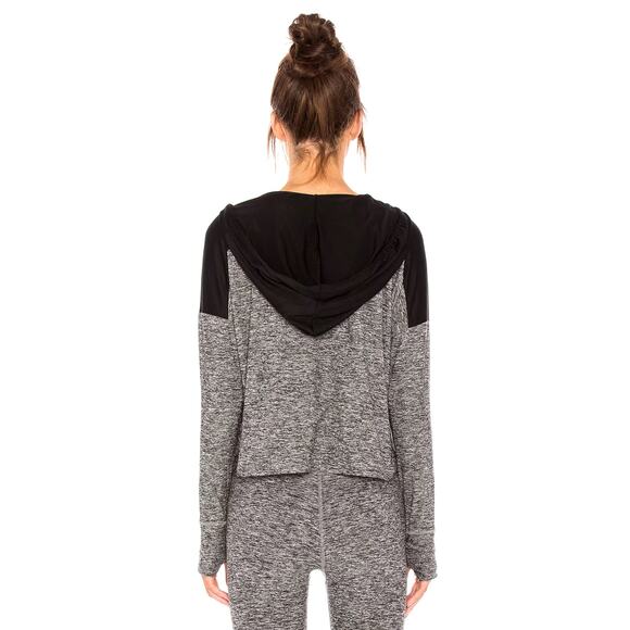 NEW Beyond Yoga S Cut Run Cropped Hoodie Pullover Black Spacedye Gray Drawstring - Picture 5 of 12